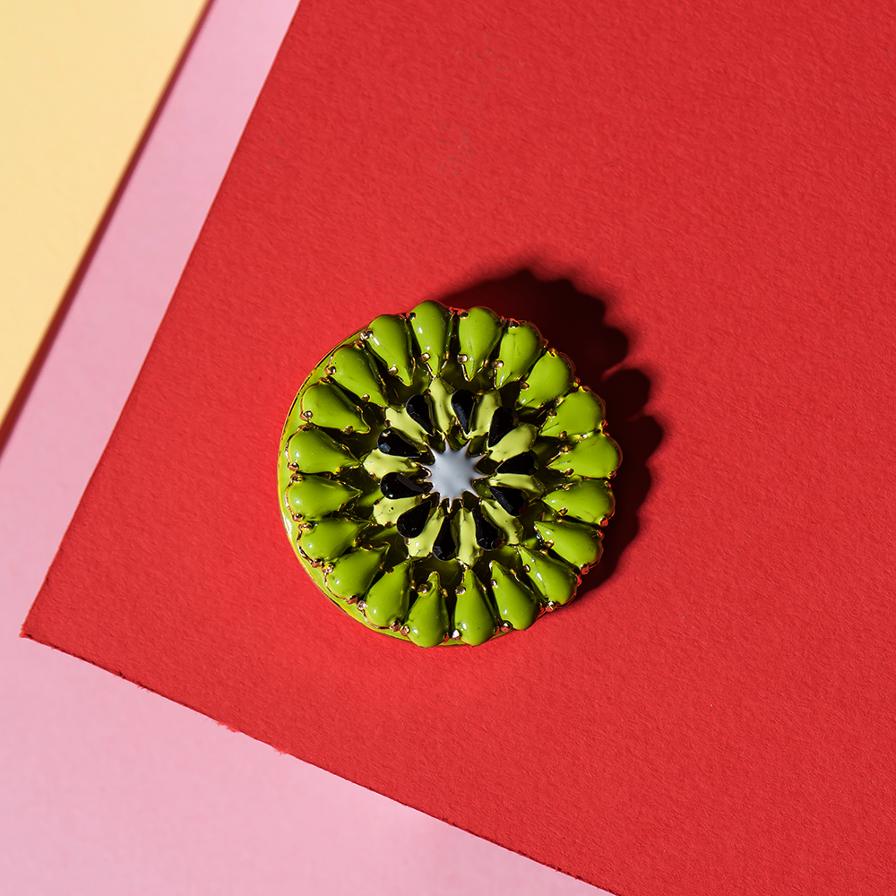 Kiwi brooch