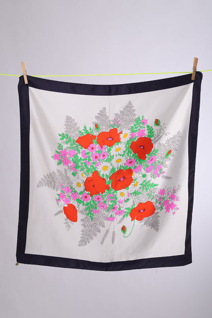 NO BRAND navy frame floral white background