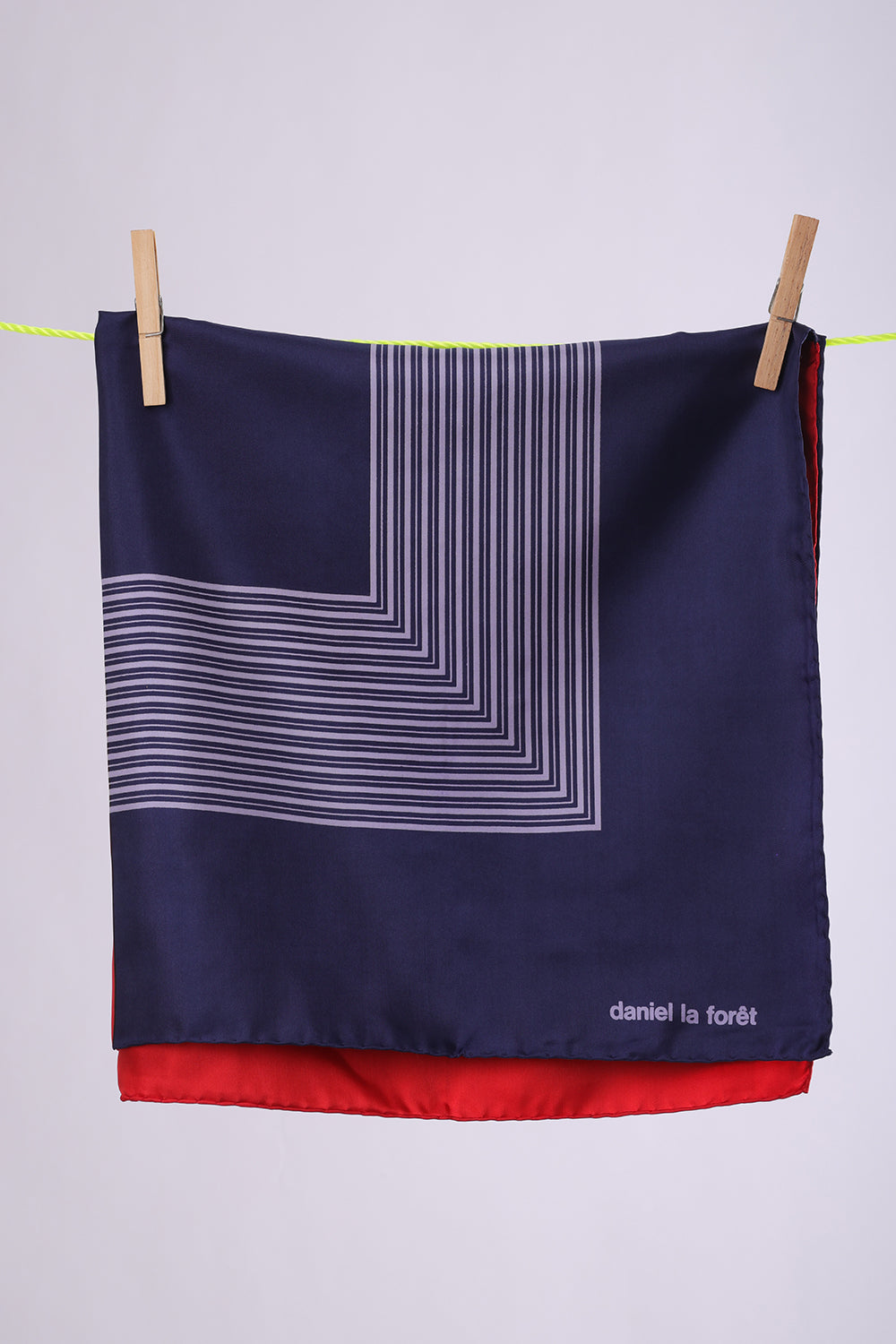 DANILE LA FORET NAVY & RED mirrored