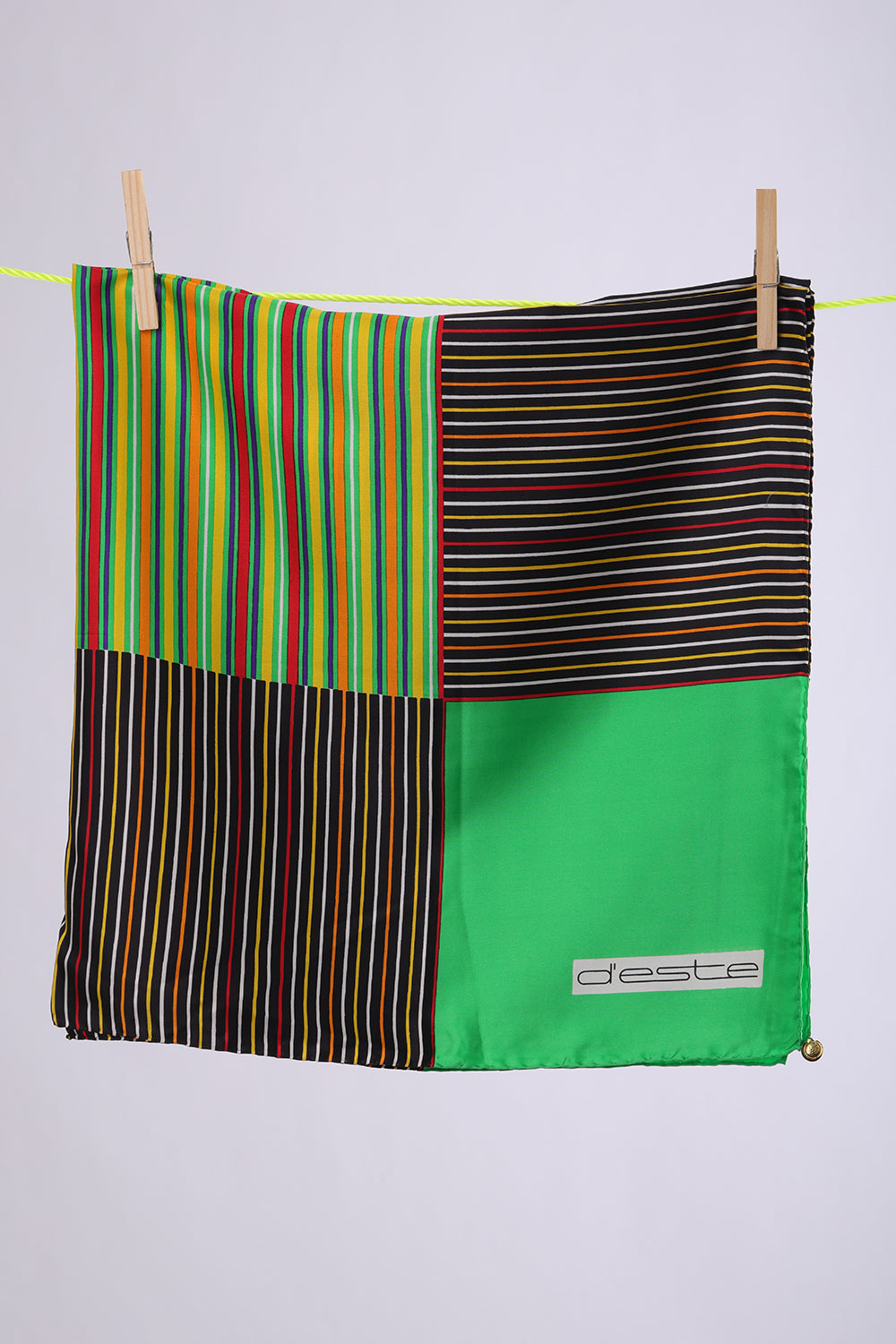 D'ESTE Green base with multicolor stripes