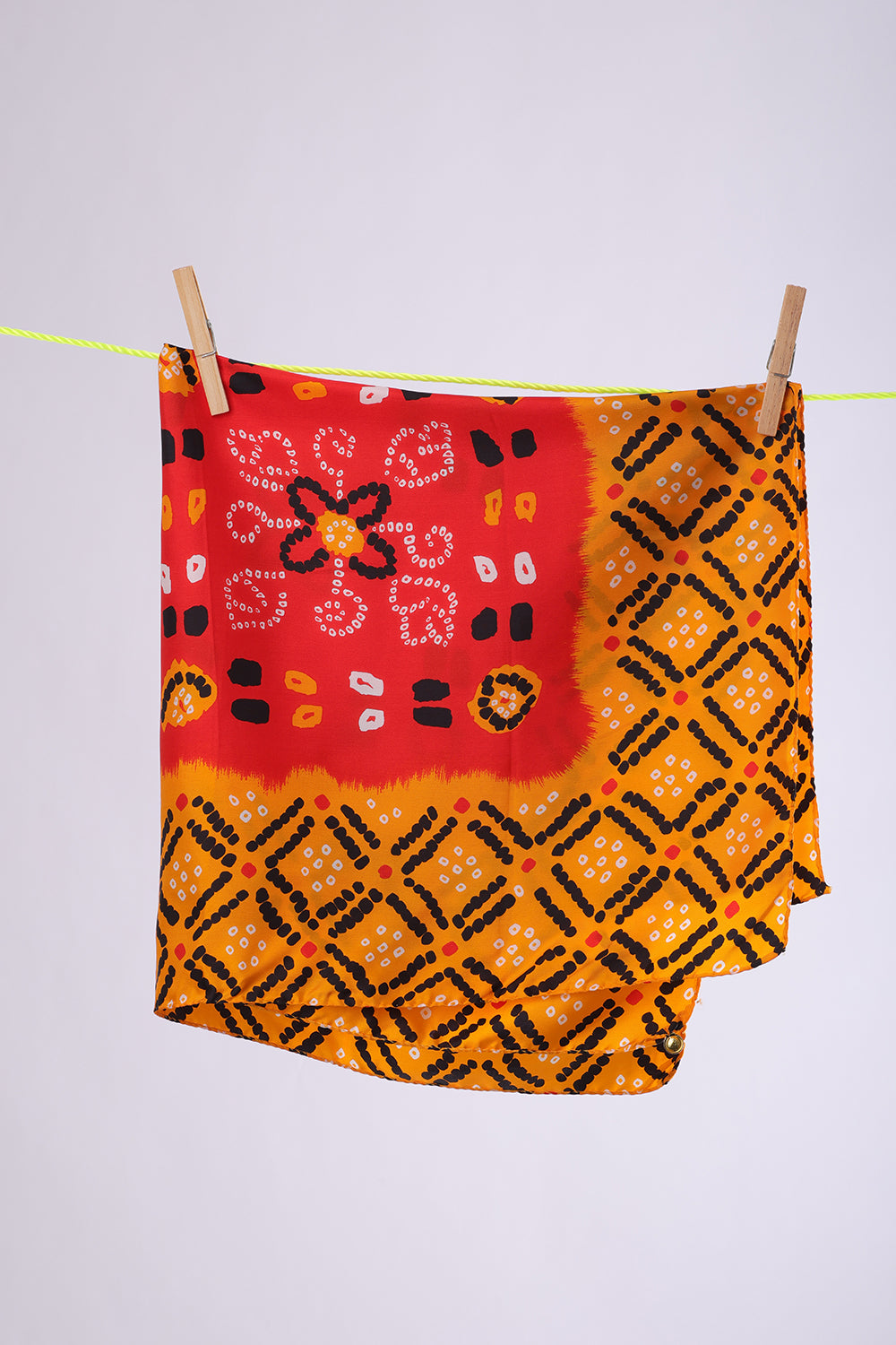 NO BRAND Orange Red black flowers