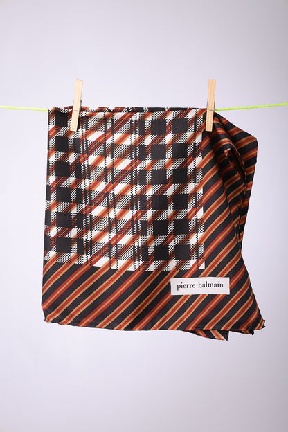 PIERRE BALMAIN - SCARF Gold, black, brick with white squares in the middle