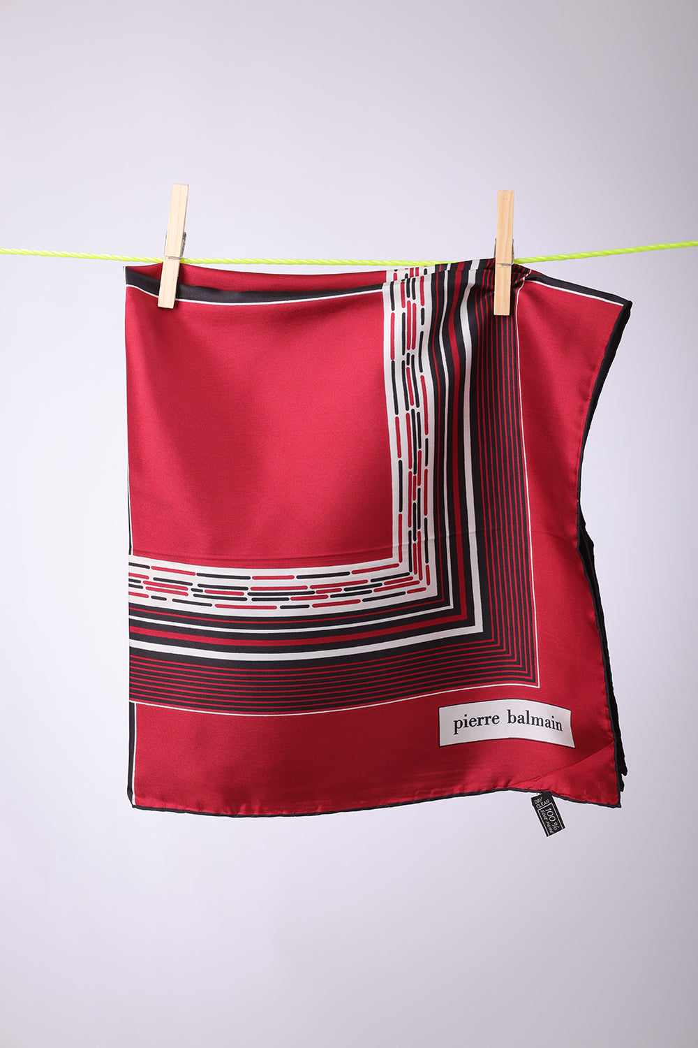 PIERRE BALMAIN - SCARF Black, burgundy opposite